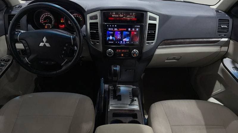 2018 Mitsubishi Pajero GLS MIDLINE thumbnail 7