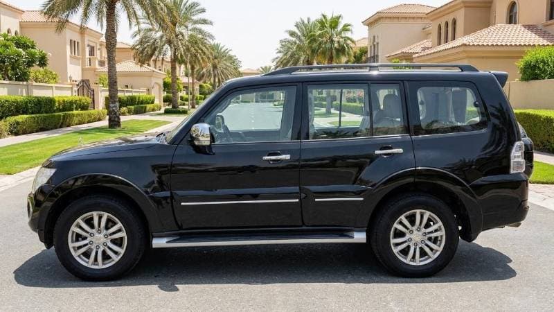 2020 Mitsubishi Pajero GLS HIGHLINE thumbnail 5