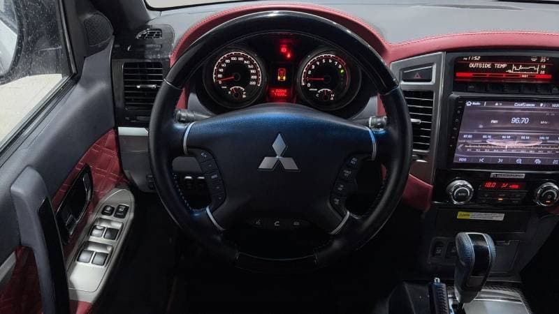 2020 Mitsubishi Pajero GLS H/L SIGNATURE EDI thumbnail 8