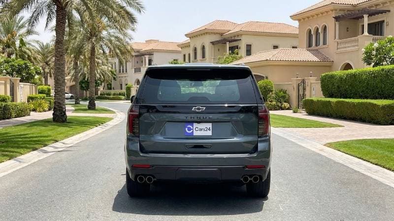 2025 Chevrolet Tahoe Z71 thumbnail 4