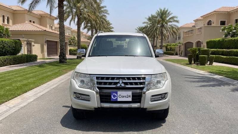 2017 Mitsubishi Pajero GLS MIDLINE thumbnail 6