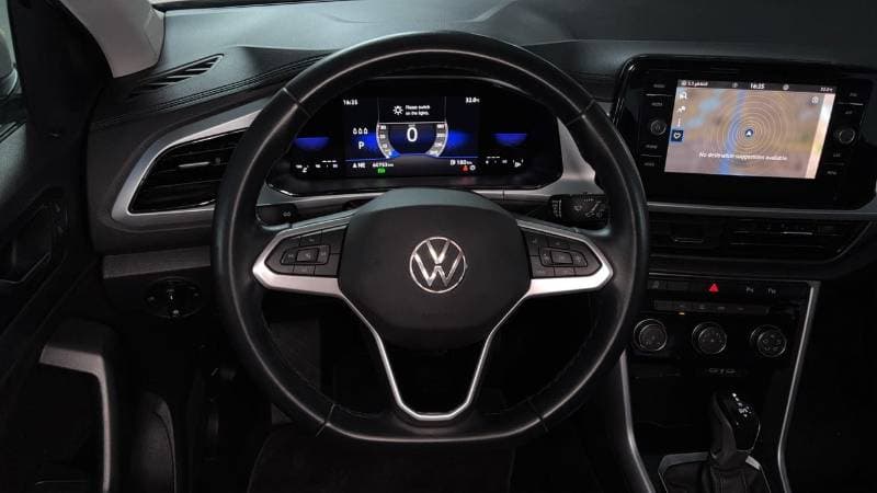 2023 Volkswagen T ROC LIFE thumbnail 8