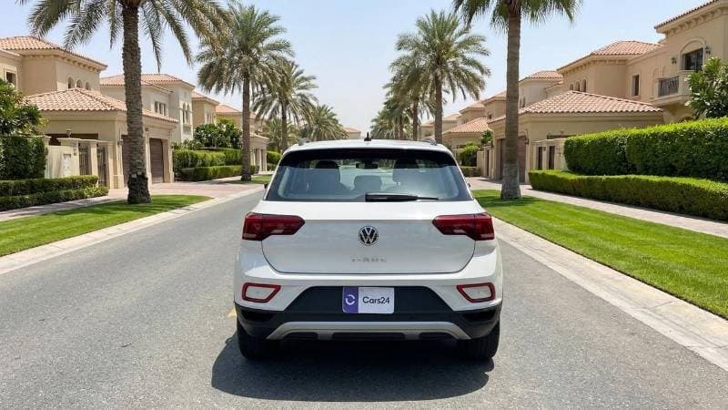 2023 Volkswagen T ROC LIFE thumbnail 4