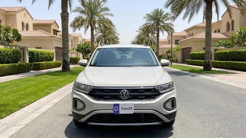 2023 Volkswagen T ROC LIFE thumbnail 6