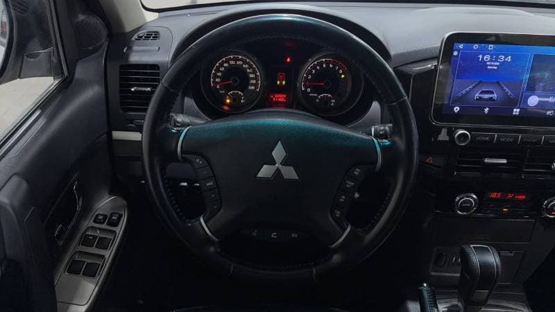 2022 Mitsubishi Pajero thumbnail 8