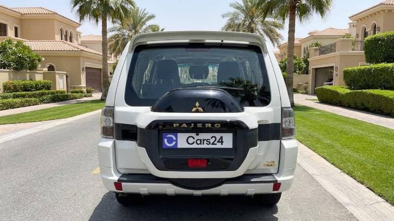 2022 Mitsubishi Pajero thumbnail 4