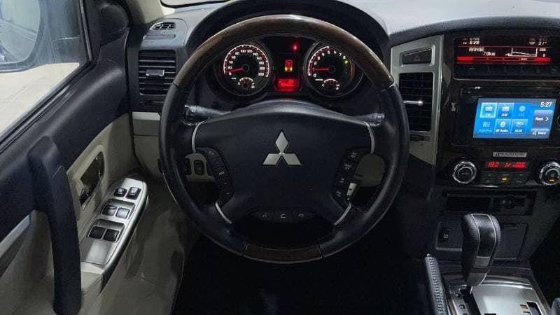 2020 Mitsubishi Pajero GLS HIGHLINE thumbnail 8