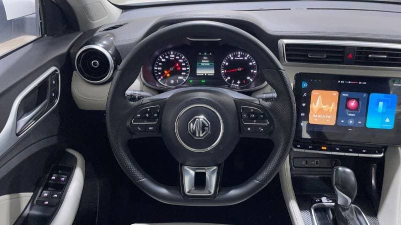 2025 MG ZS LUX thumbnail 8