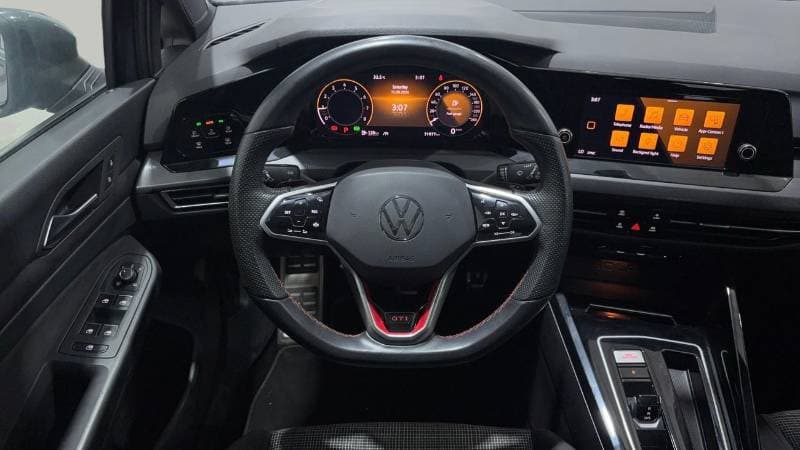 2024 Volkswagen Golf GTI thumbnail 8
