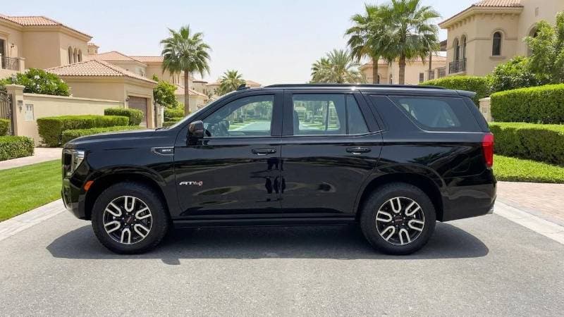 2022 GMC Yukon AT4 thumbnail 5