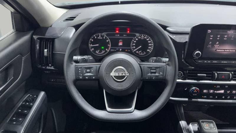 2023 Nissan Pathfinder S thumbnail 8