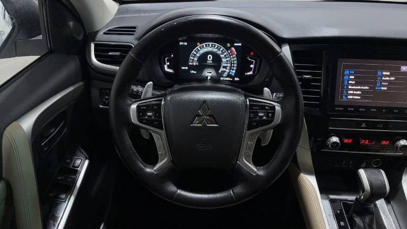 2022 Mitsubishi Montero Sport GLS PREMIUM thumbnail 8