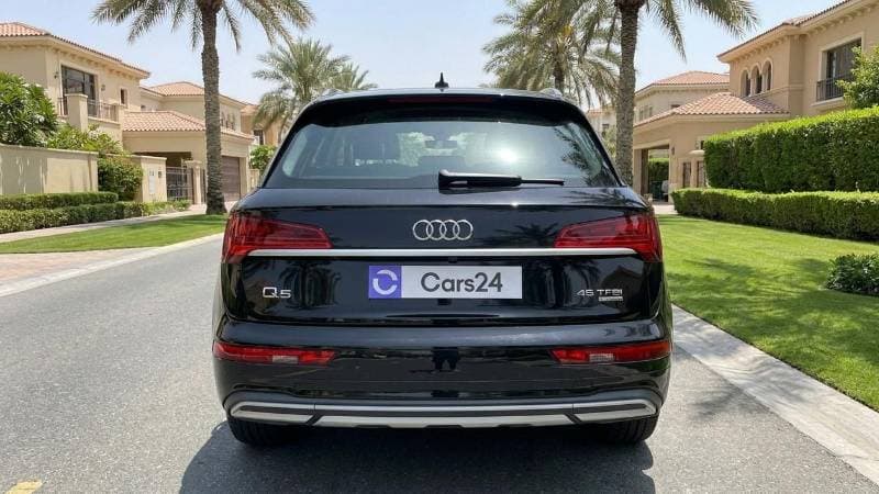 2022 Audi Q5 45 TFSI thumbnail 4