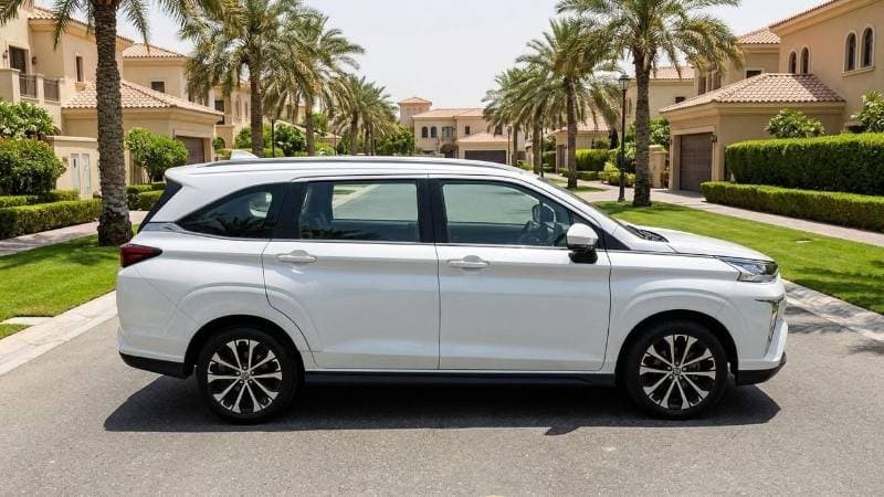 2024 Toyota Veloz GX thumbnail 3