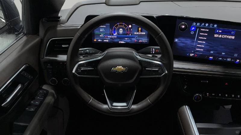 2025 Chevrolet Tahoe LS thumbnail 8