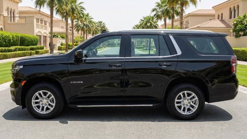 2024 Chevrolet Tahoe LS thumbnail 5