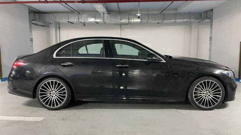 2023 Mercedes Benz C200 AMG thumbnail 3