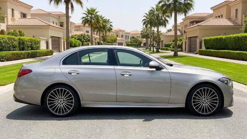 2024 Mercedes Benz C200 thumbnail 3