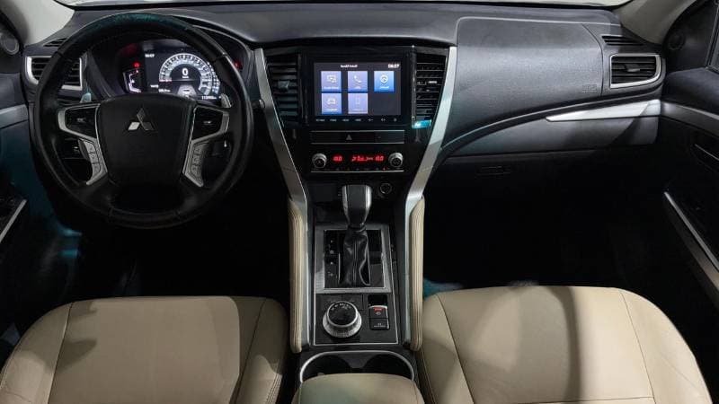 2023 Mitsubishi Montero Sport thumbnail 7