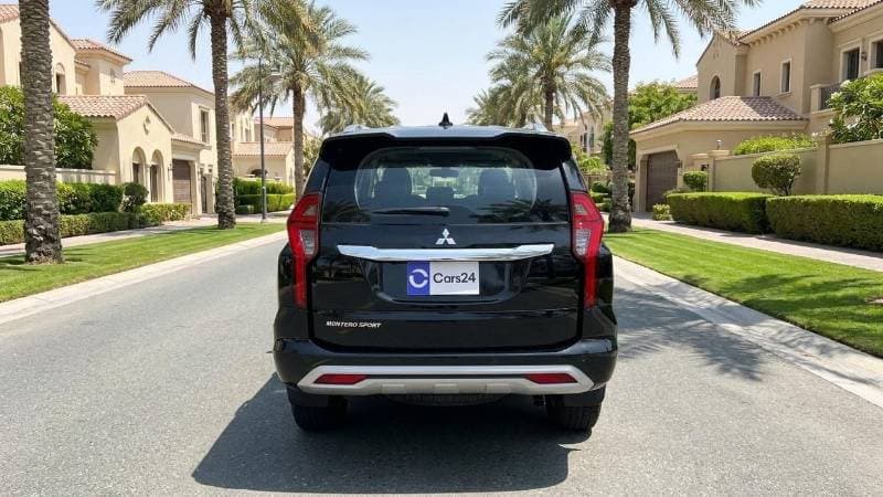 2023 Mitsubishi Montero Sport GLS PREMIUM thumbnail 4