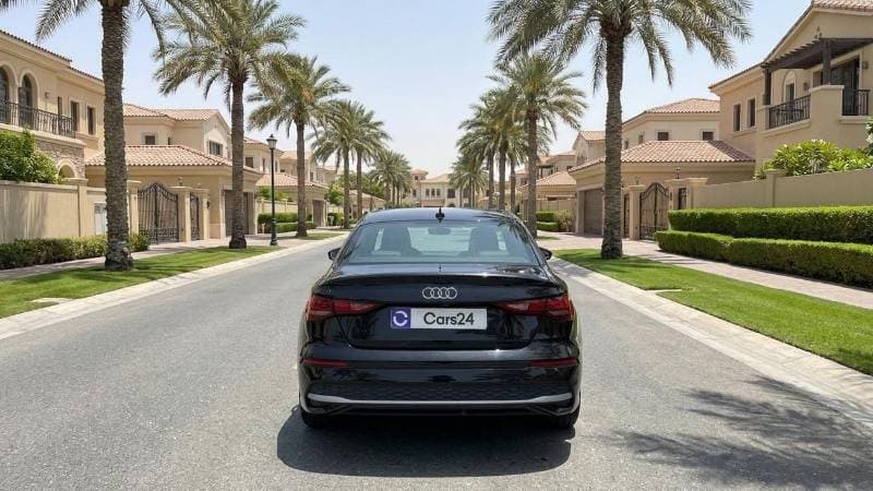 2025 Audi A3 35 TFSI thumbnail 4