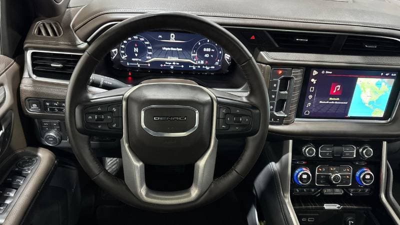 2024 GMC Yukon DENALI thumbnail 8