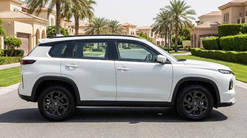 2026 Toyota Urban Cruiser GL thumbnail 3