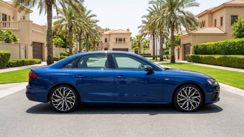 2023 Audi A4 35 TFSI S LINE thumbnail 3