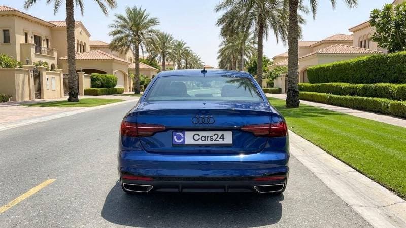2023 Audi A4 35 TFSI S LINE thumbnail 4