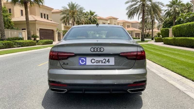 2024 Audi A4 35 TFSI S LINE thumbnail 4