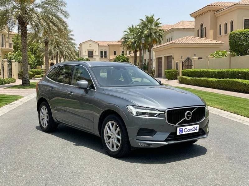 2020 Volvo XC60 MOMENTUM