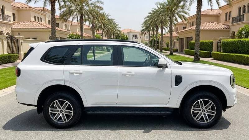 2024 Ford Everest thumbnail 3