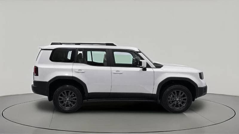 2026 Toyota Prado GXL thumbnail 3