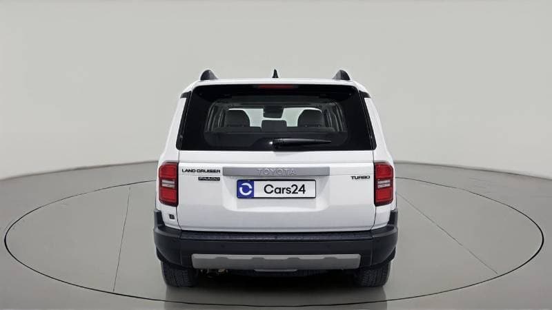 2026 Toyota Prado GXL thumbnail 4