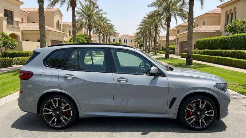 2025 BMW X5 XDRIVE40i M SPORT thumbnail 3