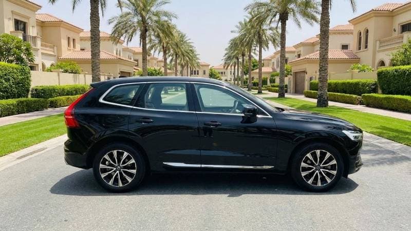 2023 Volvo XC60 ULTIMATE BRIGHT thumbnail 3