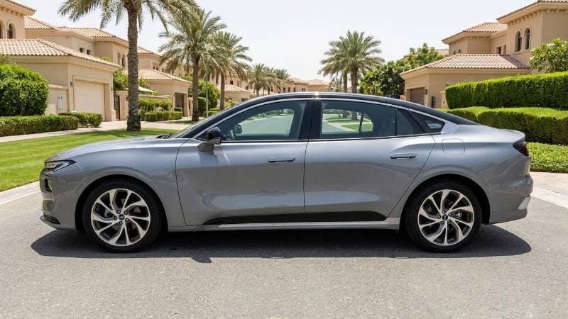 2023 Ford Taurus thumbnail 5