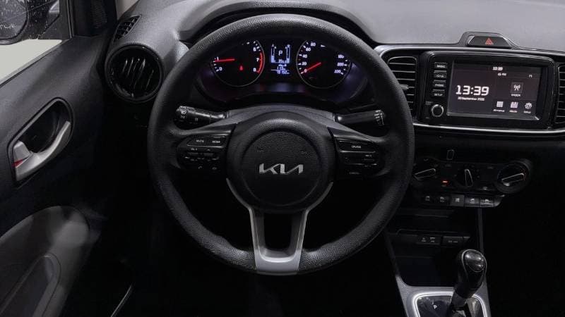 2024 Kia Pegas LX thumbnail 8
