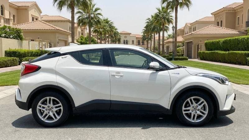 2023 Toyota C HR thumbnail 3
