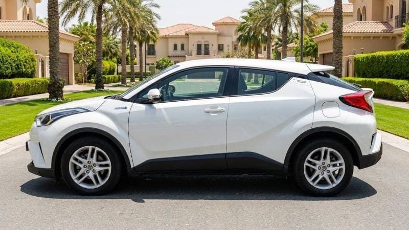 2023 Toyota C HR thumbnail 5