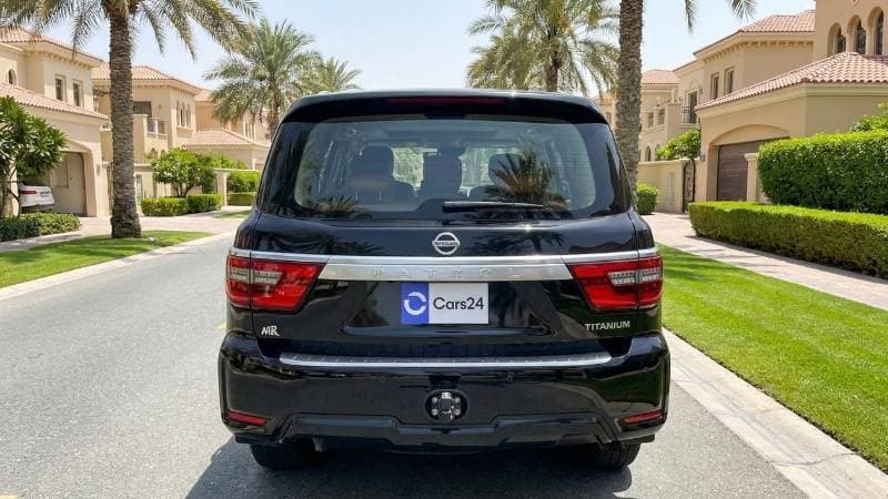 2022 Nissan Patrol SE TITANIUM thumbnail 4