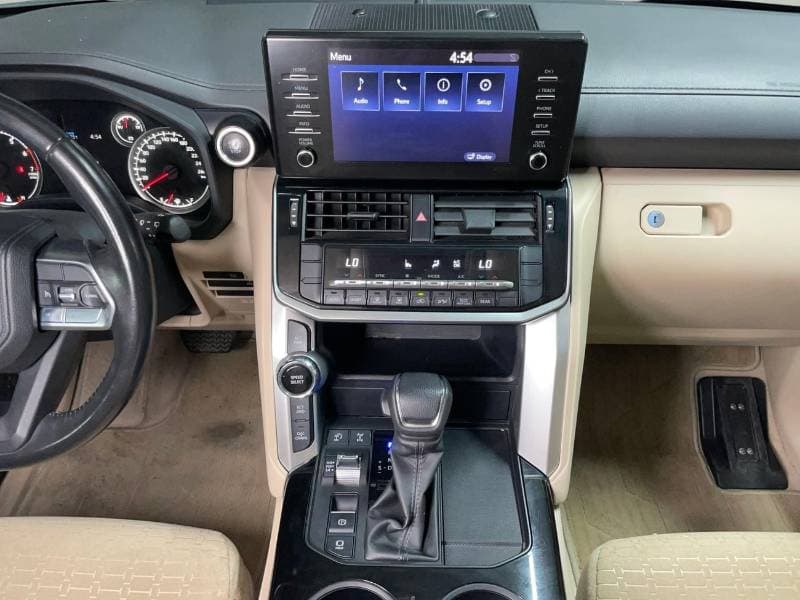2023 Toyota Land Cruiser GXR thumbnail 8
