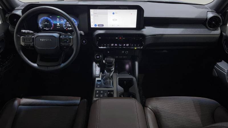 2024 Toyota Prado GXL thumbnail 5