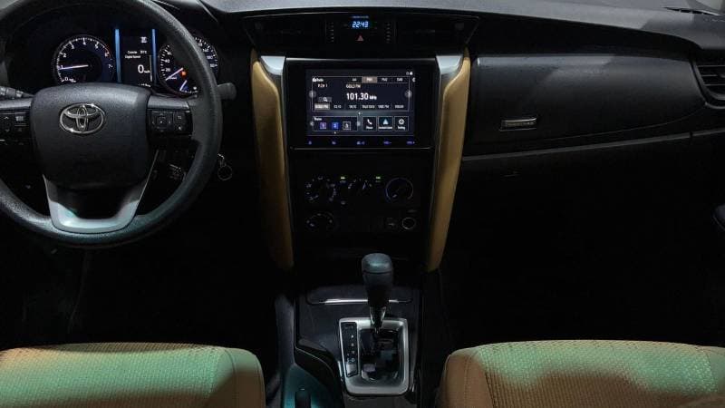 2024 Toyota Fortuner EXR thumbnail 8