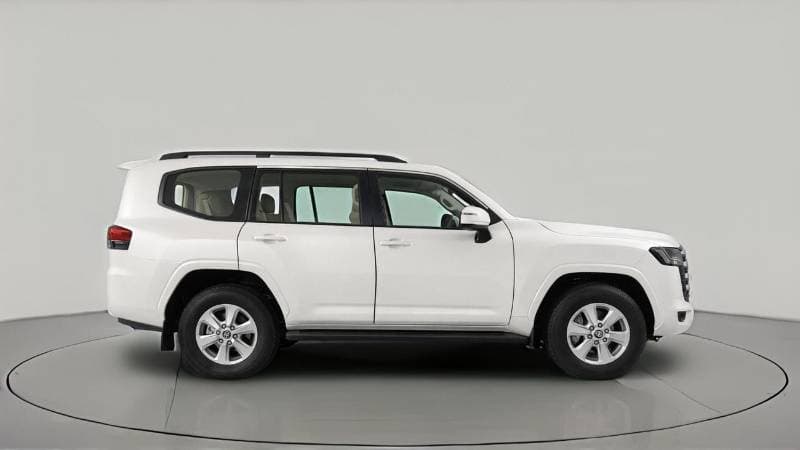 2024 Toyota Land Cruiser EXR thumbnail 3
