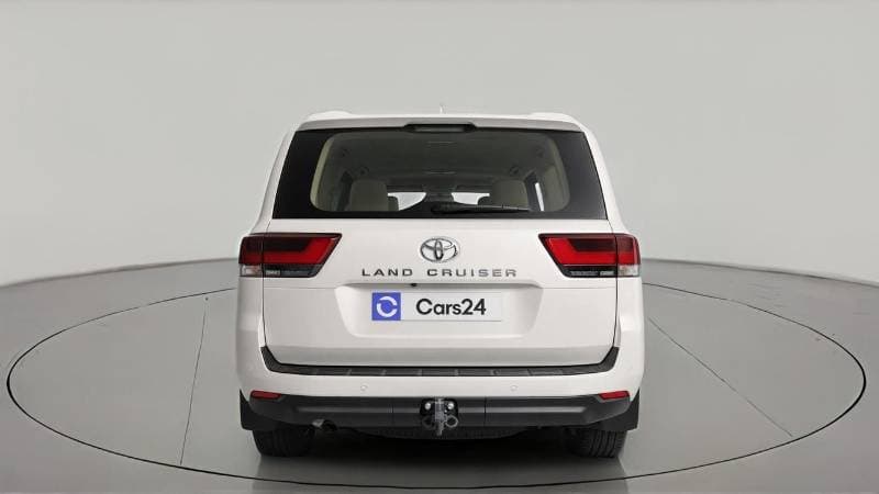 2024 Toyota Land Cruiser EXR thumbnail 4