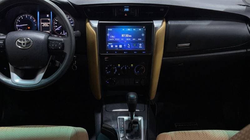 2024 Toyota Fortuner EXR thumbnail 8