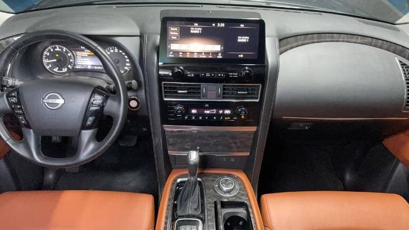 2024 Nissan Patrol LE T2 thumbnail 5