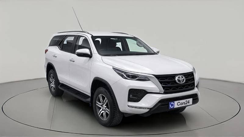 2025 Toyota Fortuner EXR