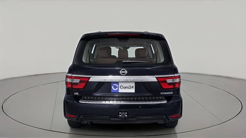 2024 Nissan Patrol SE TITANIUM thumbnail 4